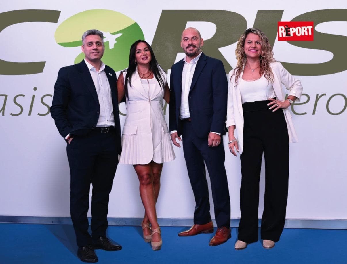 Equipo Coris en el lanzamiento de la campaña Mundial de Ventas